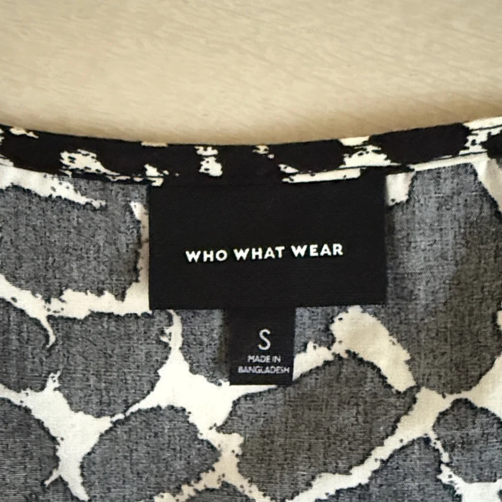 3/$10 Who What Wear Black and White Animal Print Blouse - Picture 3 of 8